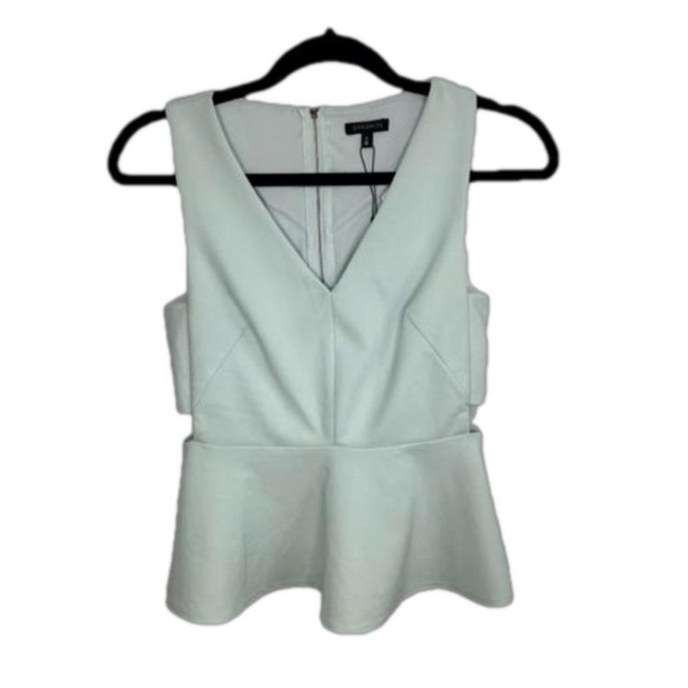 NWT Cutout Top sz M